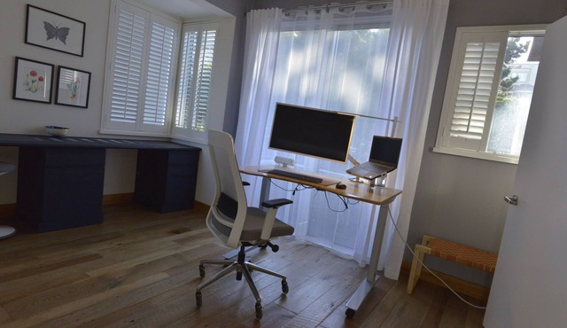 Gorgeous, top floor home with incredible views and great location.