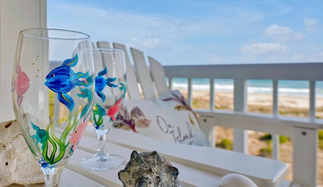 Gorgeous TOP Floor - Oceanfront Luxury Condo with Garage and Elevator!