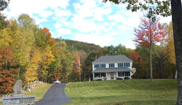 Gorgeous Vermont Home - Home Gym, Fire Pit, close to hikes/lakes/mountains
