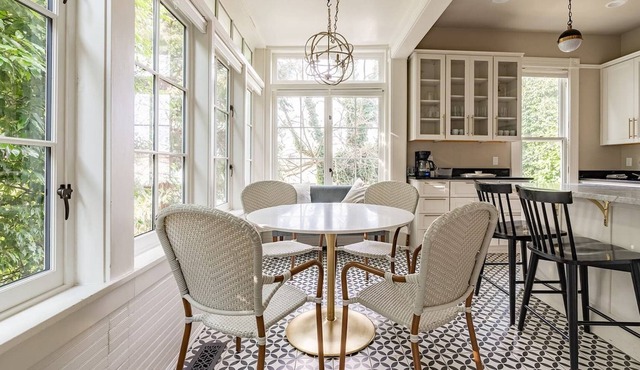 Gorgeous Victorian Home in Eastlake w/Lake-View Balcony!