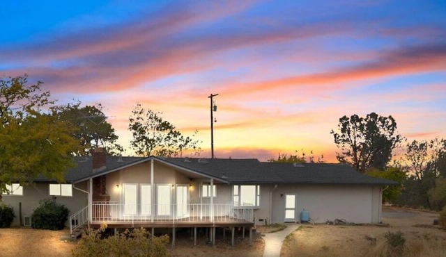 Gorgeous View. Private, Quiet