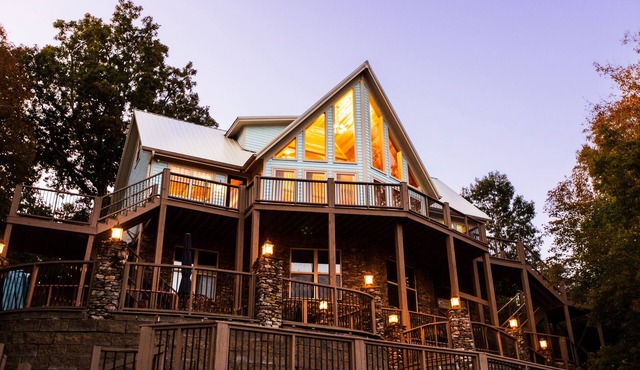 Gorgeous Views of Lake and River one of a kind property sitting on the dam