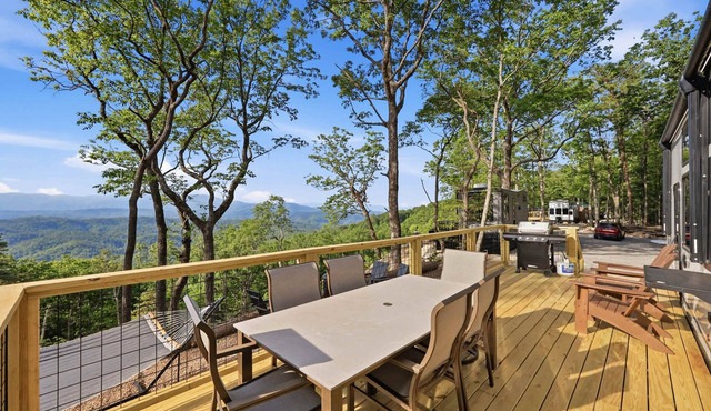 Gorgeous views of the Smoky Mountains Family