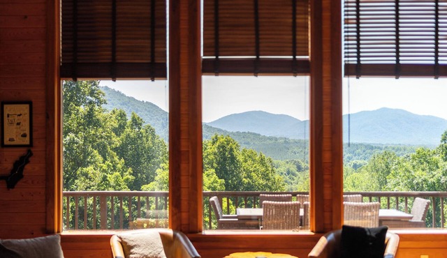 Gorgeous Views. Resort-Style Amenities Await