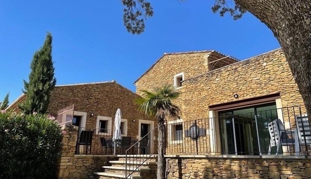 Gorgeous villa with indoor pool and outdoor pool Gite Les Aiguiers