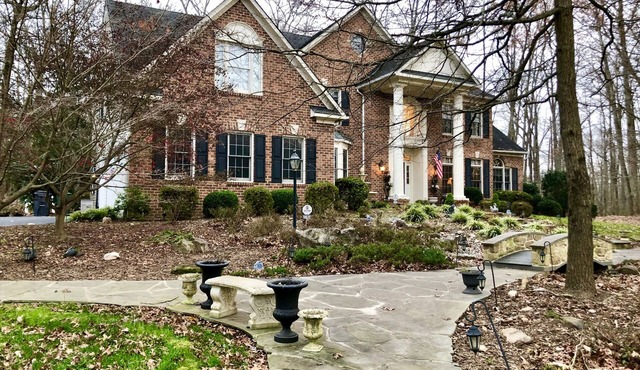 Gorgeous, Wooded 3 Acre Estate -5 Bed/4 Bath-Leesburg/Brambleton/Aldie area