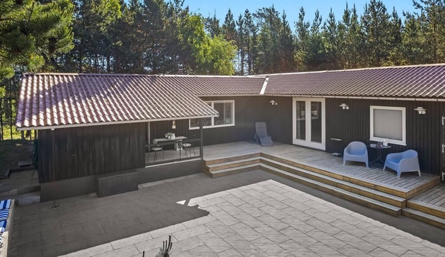 "Gorm" - 300m from the sea by Interhome