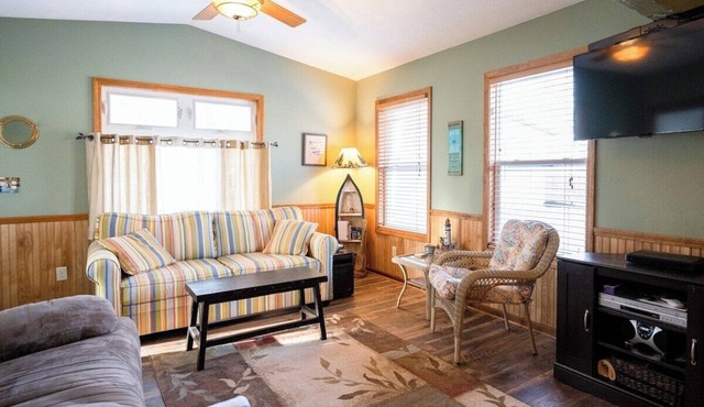 Goshorn Lake Resort Cottage #22