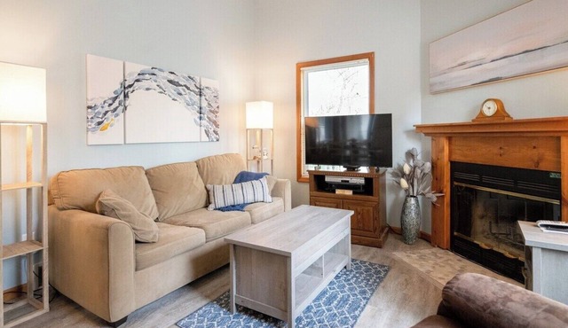 Goshorn Lake Resort Cottage #25