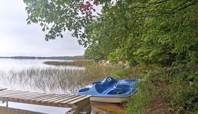 Gould City Lakefront Hideaway w/Dock & Rowboat!