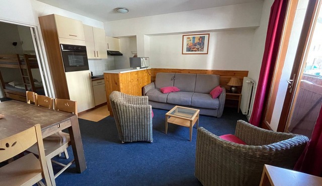 Gourette Apartment - 9 people, 59 m², Pool, WIFI, Pets allowed