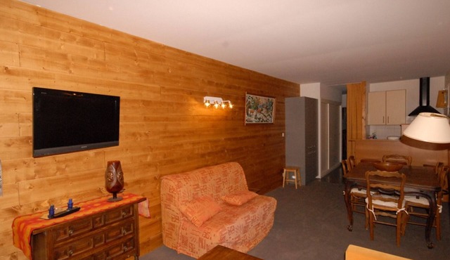Gourette, cozy apt, 6 ppl, pets allowed