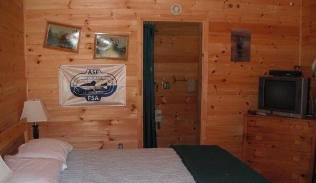 Gourmet Salmon Club Cabin 1