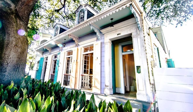 Governor`s Mansion Historic Getaways