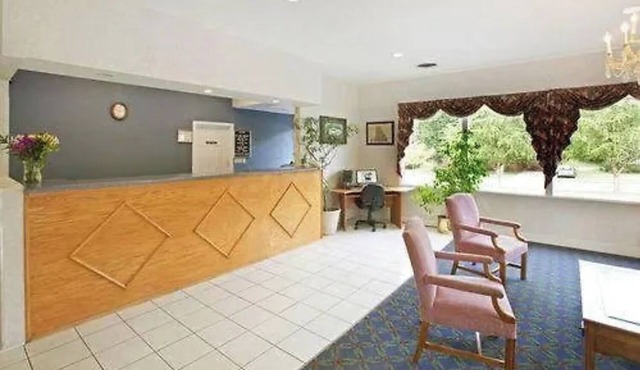 GOVERNORS INN