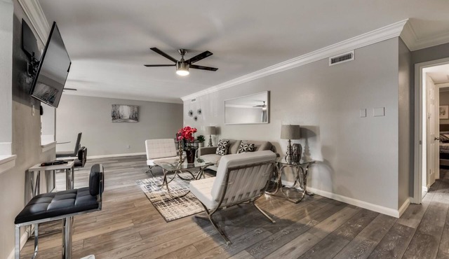GP54C –World Cup Stay - 10 min to AT&T - Sleeps 4 - Free Parking