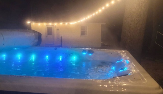 Gr Campau Lake Cottage |Spa, Firepit & Lake Access