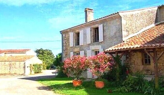 GRAND XVIII house 10 PEOPLE 45 km BEACHES