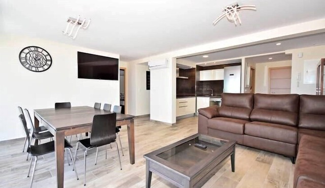 GR Luxury apartment first line beach Benidorm