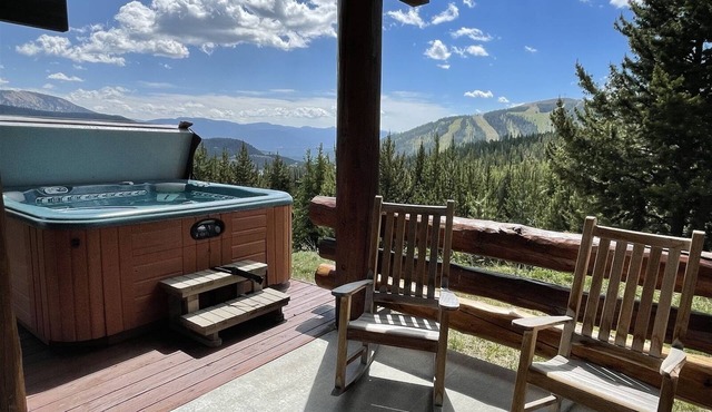 Gr8 Family/Friends Luxury Big Sky Townhome w/Garage,Hot Tub,Views, 2 King Suites