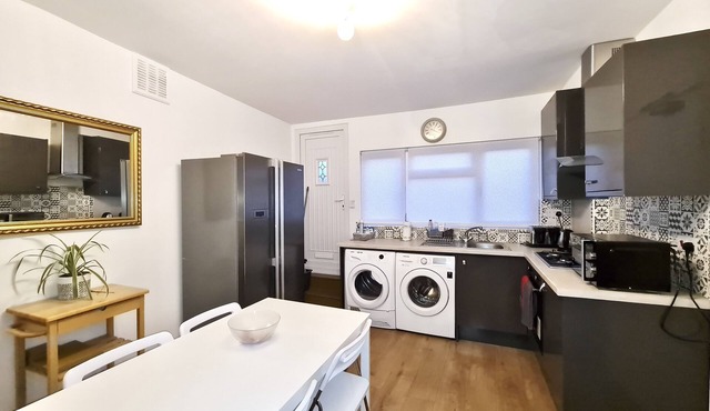 Grace Apartments - Living Stone 2