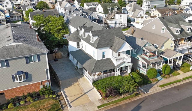 Grace by the Sea (Whole House)