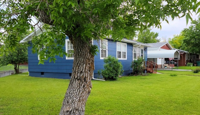 Grace Cottage - Black Hills home, centrally located in Legendary Sturgis!