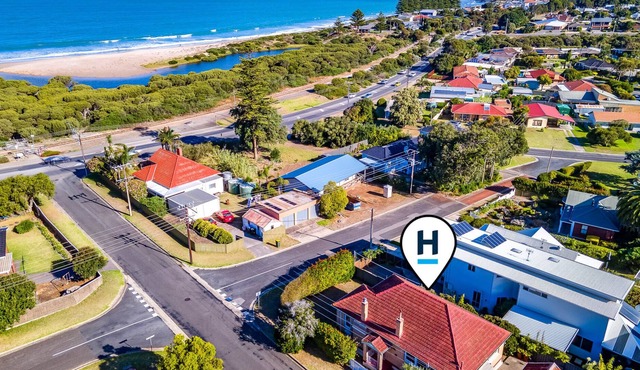 Grace Cottage - Pet Friendly - Fenced - Beach