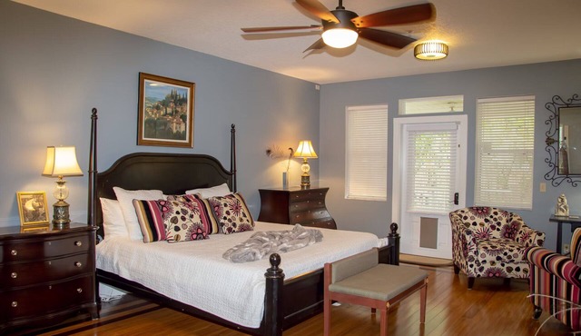 Grace Suite in Central Florida's Historic Gem & wedding venue- The Oakland Manor House