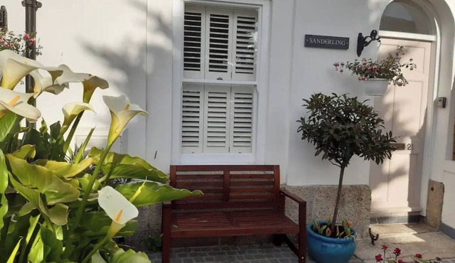 Grade 2 Listed Georgian Townhouse by the sea