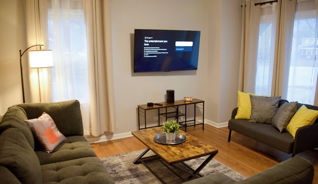 Grade A safe working class neighborhood - brand new just updated.