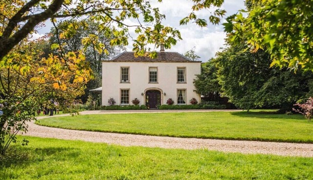 Grade II Listed Regency House