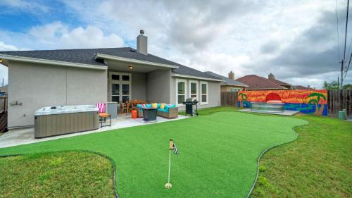 Graford by AvantStay Hot Tub Firepit Mini Putt