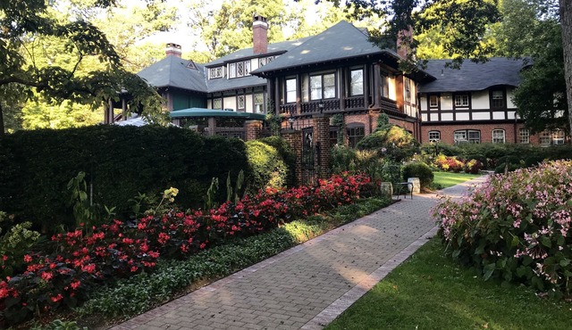 Gramercy Mansion B&B