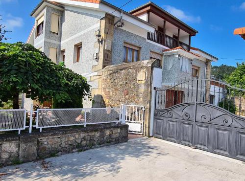 Gran casa rural con Finca de 4000 m2