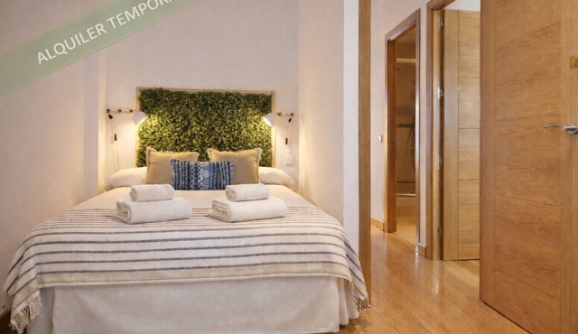 Gran Vía II- Lovely apartment in the city center of Madrid