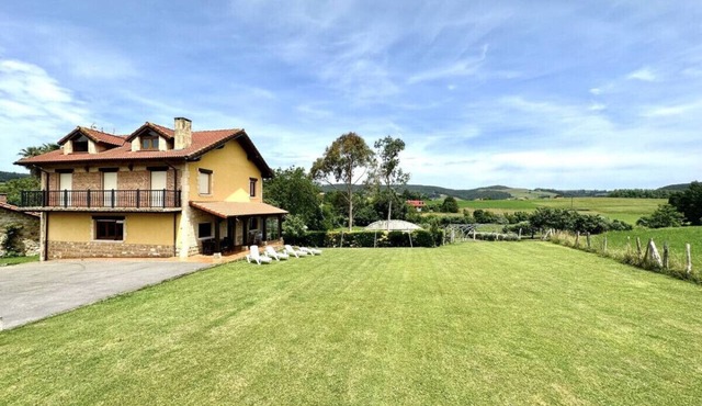 Gran villa con jardín - Villa El Quejigal 13800