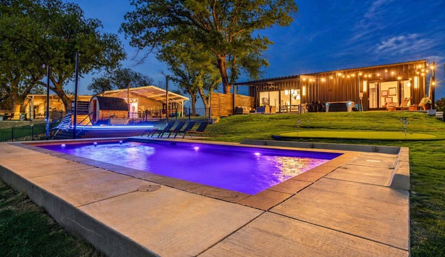 Granbury Lakefront · Pool · Sauna · Hot Tub