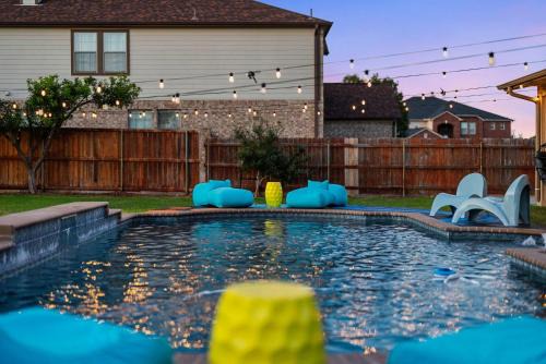 Grand 6BR 3BA Pool Escape Round Rock