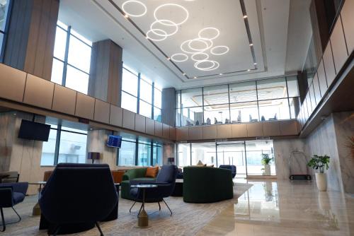 Grand Anara Airport Hotel