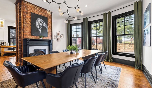Grand and Unique Historic Downtown Lynchburg Home!