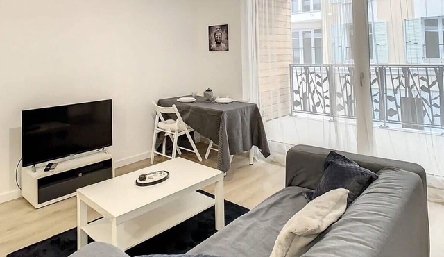 Grand Appart spacieux terrasse parking 2pers wifi