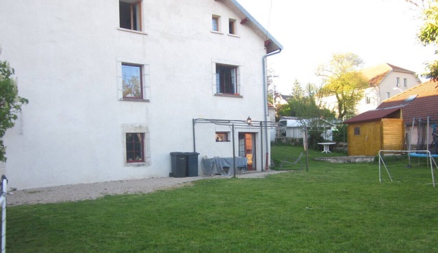 Grand Appartement de 138m2 Avec Jardin Privatif