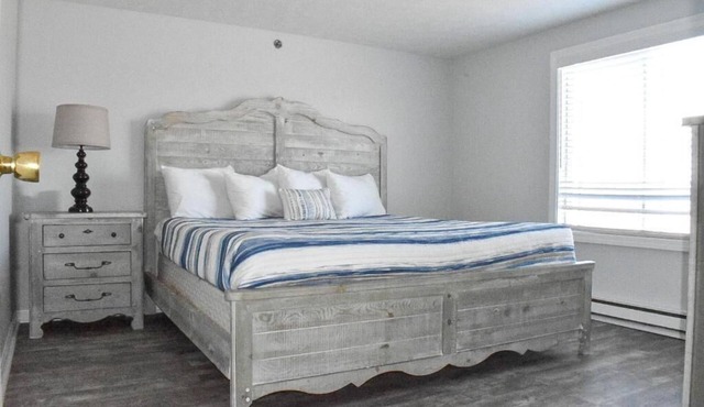 Grand Beach Inn