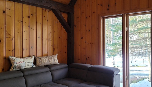 Grand Bend - Southcott Pines Chalet Near the Lake