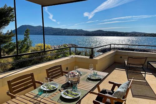 "Grand Bleu" Villa direkt am Meer