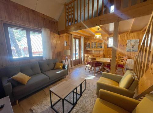 Grand chalet à Barcelonnette, j'usqu'à 8 personnes - FR-1-165A-121