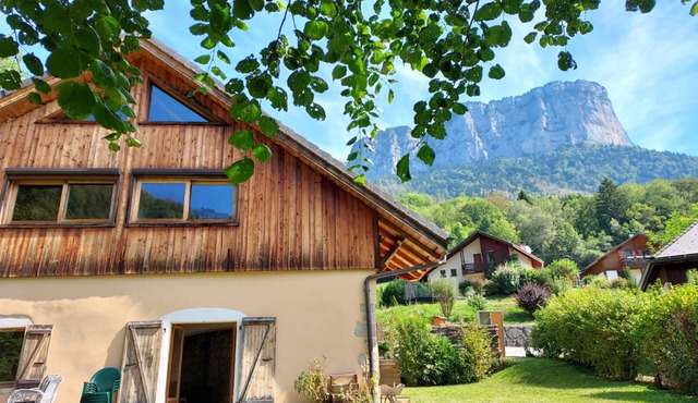 Grand Chalet Plein de Charme, Proche D'annecy et du Lac, au Pied du Parmelan