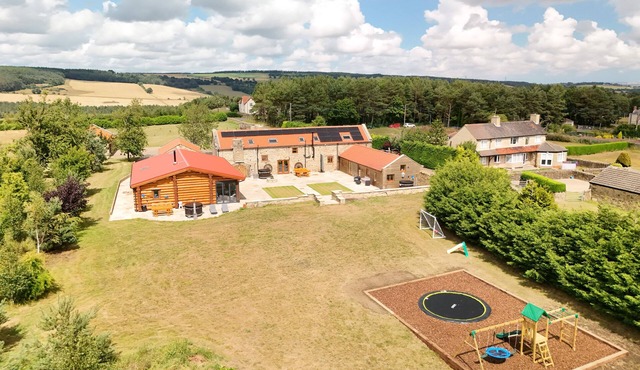 Grand Country Estate 3 Hot Tubs Sleeps 16 near Durham City & Bishop Auckland