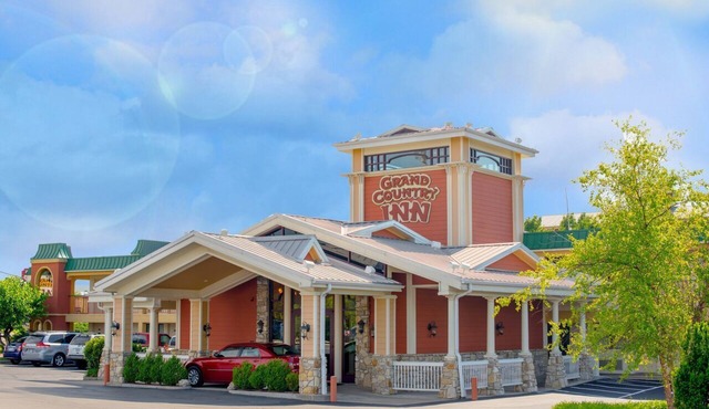 Grand Country Waterpark Resort
